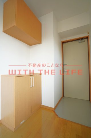 青木ビル【キャッシュバック対象物件】の玄関|落ち着いた玄関です