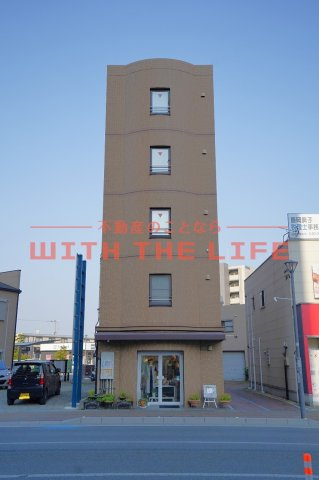 青木ビル【キャッシュバック対象物件】の外観|落ち着いた雰囲気の外観です