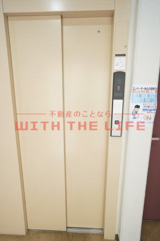 青木ビル【キャッシュバック対象物件】のロビー|建物の内部です
