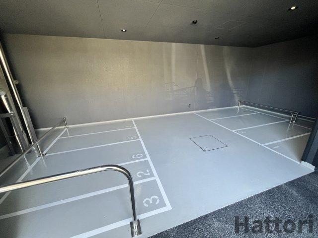 ブランシエスタ南吹田パークサイドの駐車場