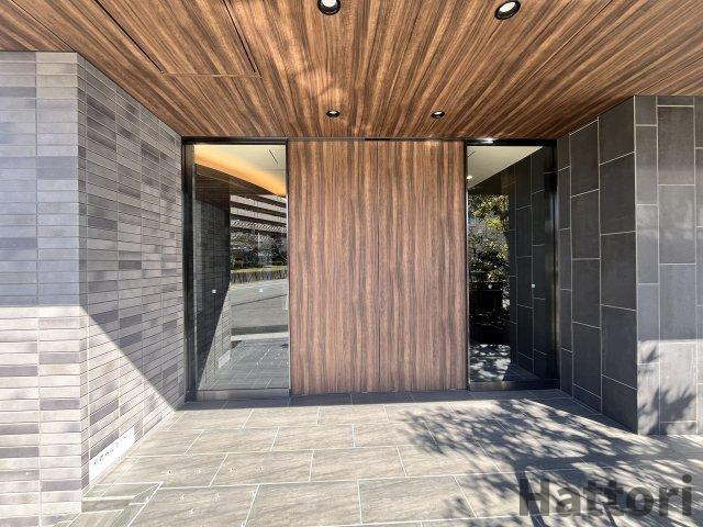 ブランシエスタ南吹田パークサイドのエントランス