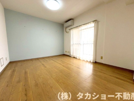 【洋室】 | サウスヒルズ中央　16号棟 | コンパクトで使いやすい洋室です
