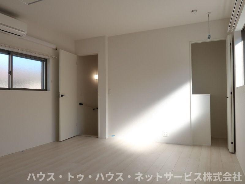 ヴィッラホーム九番館の居間・リビング