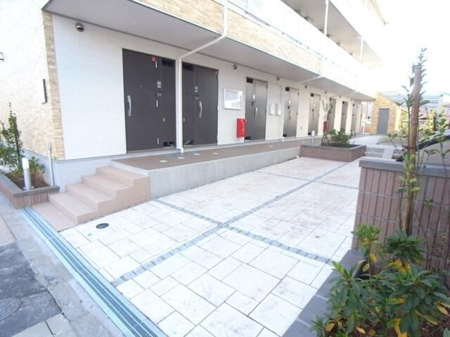 リブリ・進Ⅱのエントランス