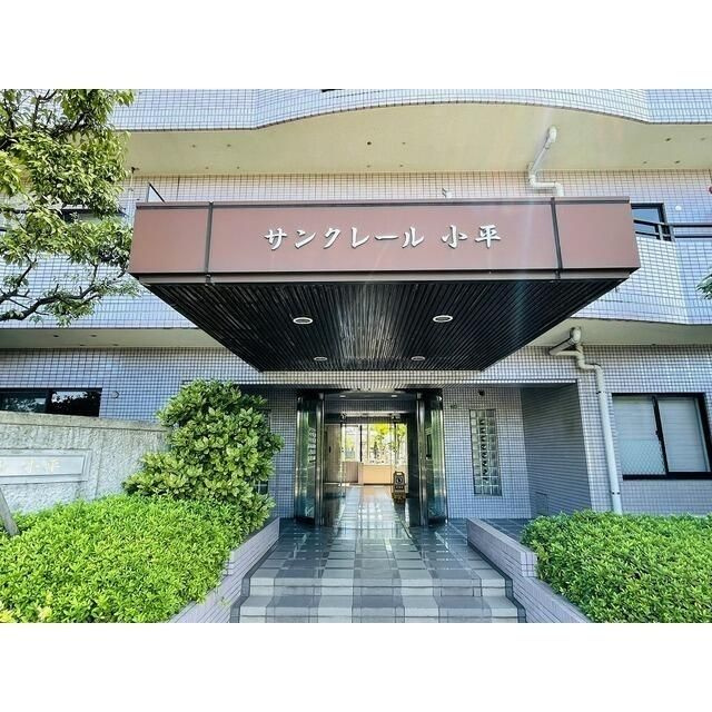 サンクレール小平　Ｂ棟のエントランス
