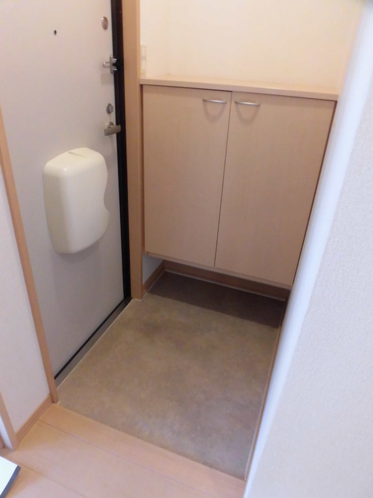 フローラルビレッジ Ⅳ番館の玄関|Ⅳ－102 玄関内側