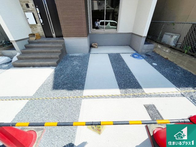★29(土)30(日)現地見学可能！★城陽市久世里ノ西　限定1邸の駐車場|駐車スペース！散水栓があるので、こまめに愛車を洗えます！