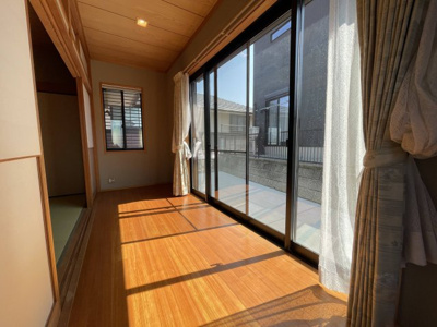 【その他】 | 川西市萩原台西３丁目中古戸建 | 日当たりのより縁側でほっこりした時間を過ごせます(*^-^*)