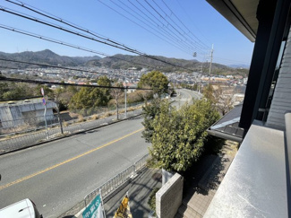 【前面道路含む現地写真】 | 川西市萩原台西３丁目中古戸建