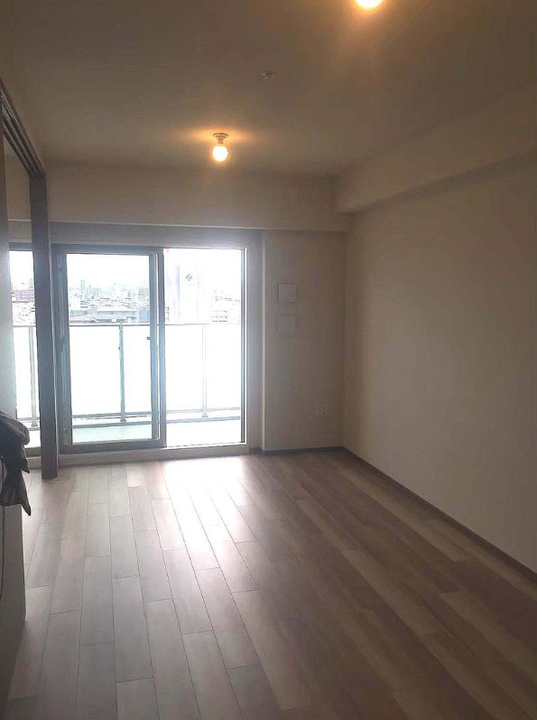 レ・ジェイド西田辺の居間・リビング