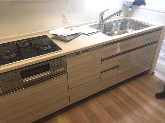 レ・ジェイド西田辺のキッチン