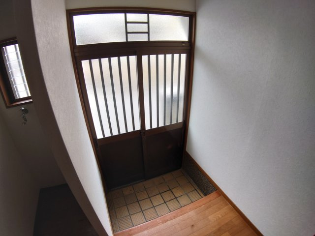 【玄関】 | 中野町貸家