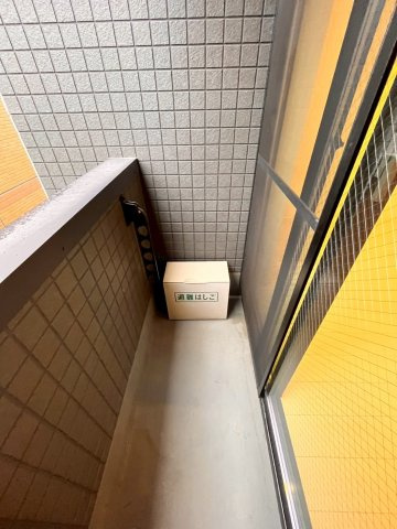 メゾンソレイユ名駅西　名古屋市賃貸　仲介手数料無料のバルコニー