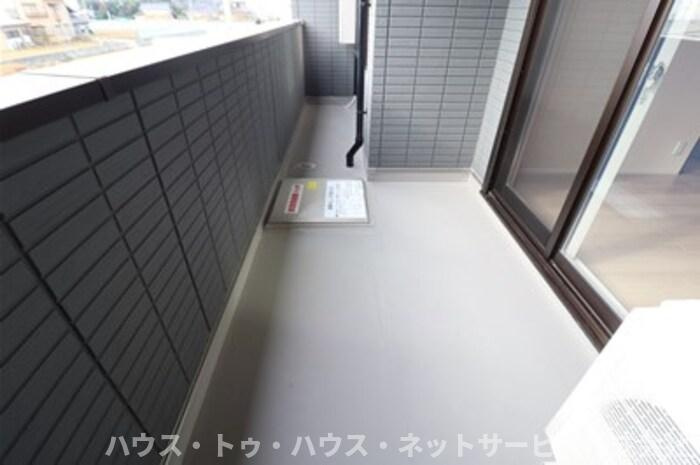 ラフォーレ弐番館のバルコニー