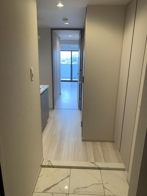 ガリシア竹ノ塚の玄関