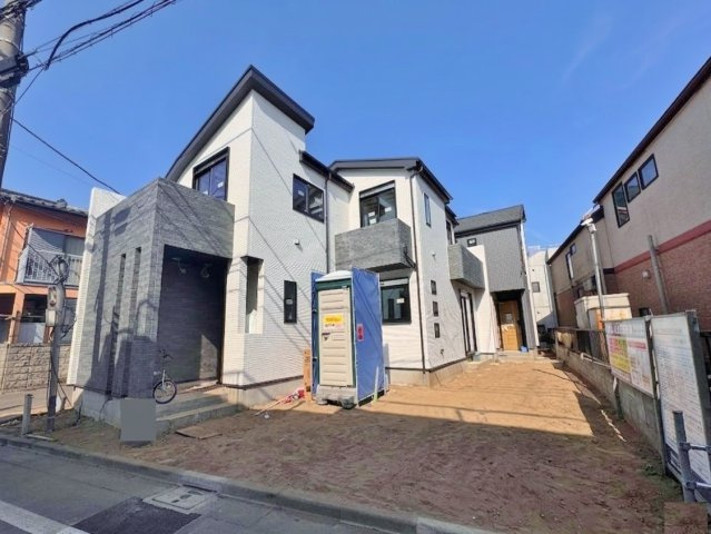 練馬区田柄4丁目 全2棟 B号棟の外観|東京メトロ有楽町線・副都心線「地下鉄赤塚」駅まで徒歩約12分 人気の光が丘エリアに誕生した全2棟