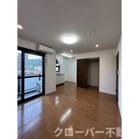 プランドール坂出駅前の居間・リビング