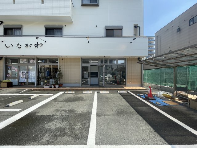 いながわの駐車場