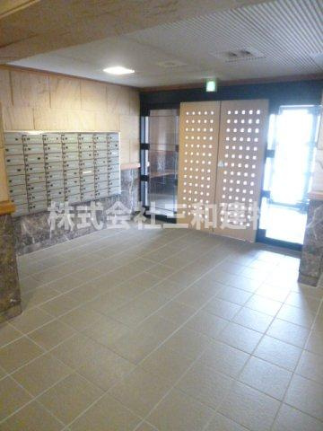 リブレ和光のロビー