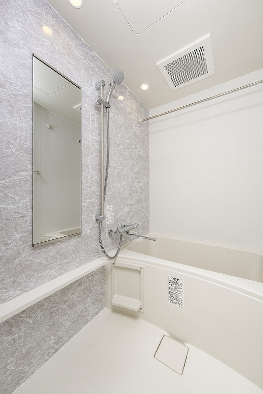 新品家具付きマンション西中洲8(KaGood福岡)の浴室