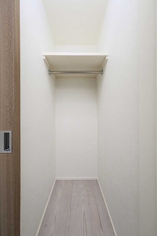 新品家具付きマンション西中洲8(KaGood福岡)の収納