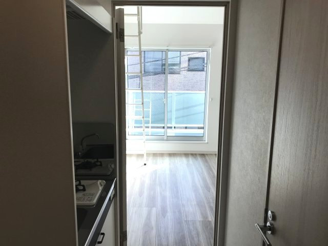 BONDS新小岩の内装