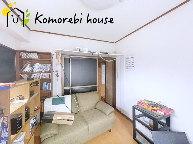 東営マンションの洋室