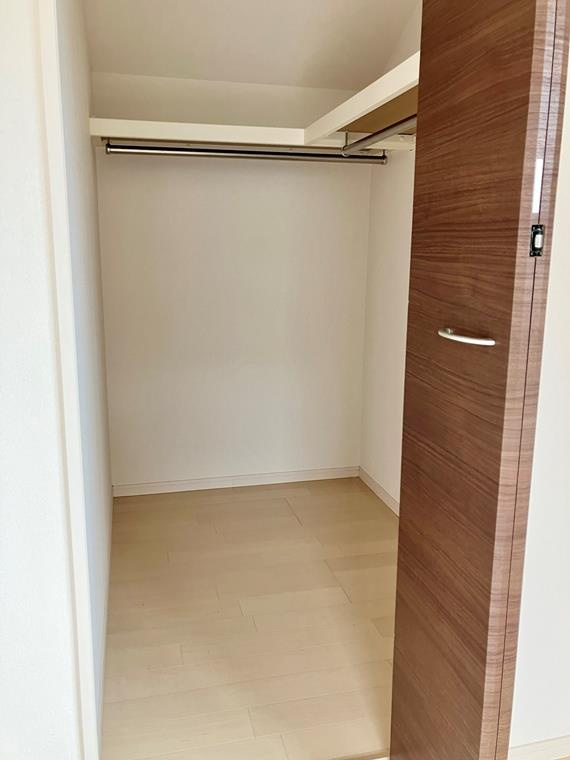 温水西戸建の収納
