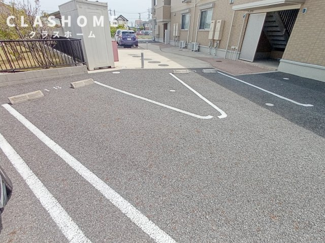 ローベルジュ　A　　　刈谷市の賃貸はクラスホーム刈谷店の駐車場