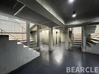 【ロビー】 | シュワルベ