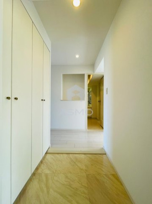 【玄関】 | インターフェルティ真田山