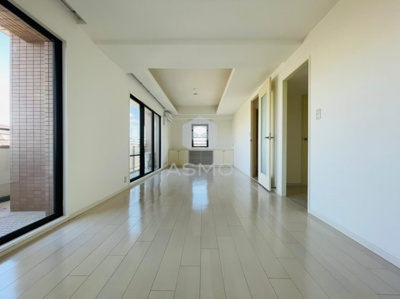 【居間・リビング】 | インターフェルティ真田山