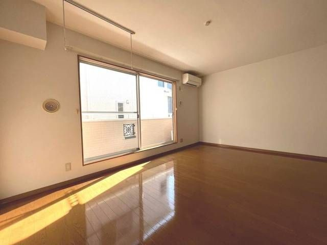 ヴィラ・アムールの居間・リビング