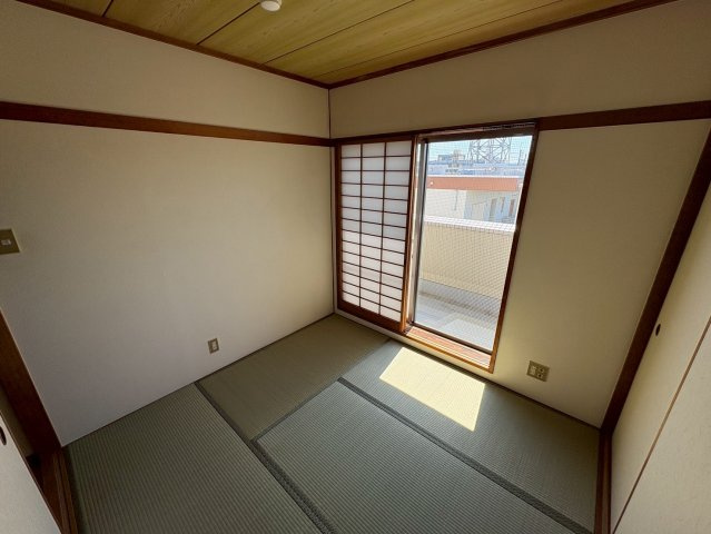 ナンカイ７の和室