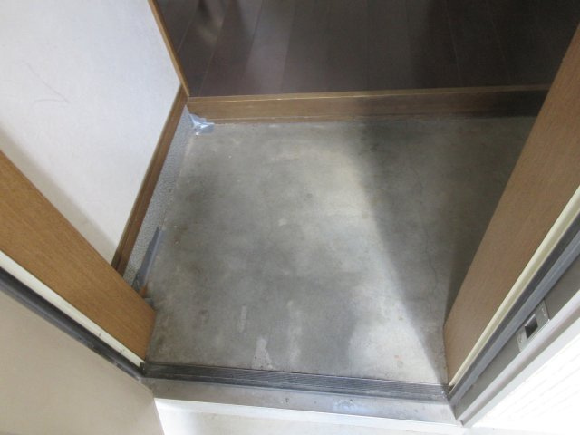 バップバーレンK館の玄関