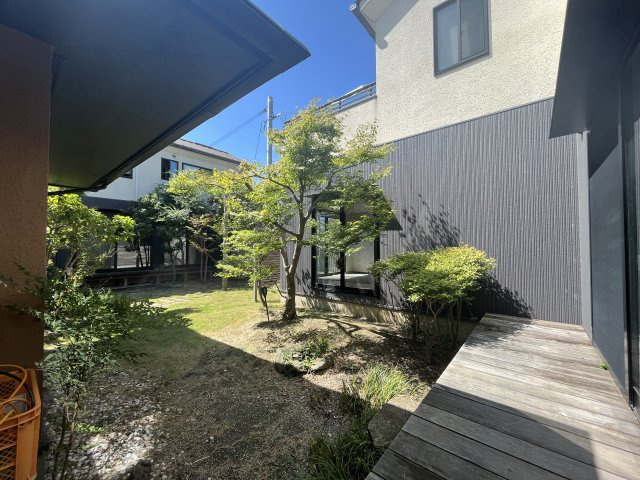 柳川市新町貸家の庭