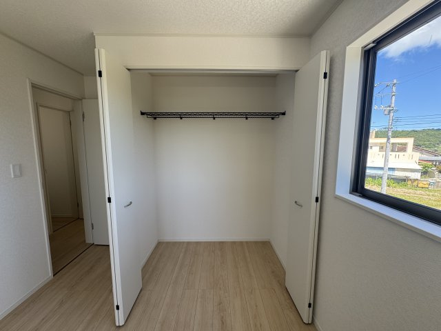 南城市玉城愛地　第1（全5棟）1・2・4号棟の洋室|1号棟　洋室6帖＋CL付き♪