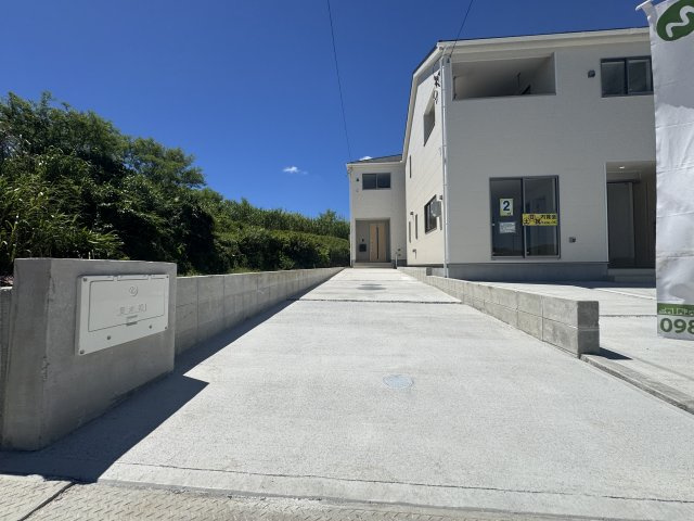 南城市玉城愛地　第1（全5棟）1・2・4号棟の外観|1号棟　駐車2台可♪EV車充電設備付き♪