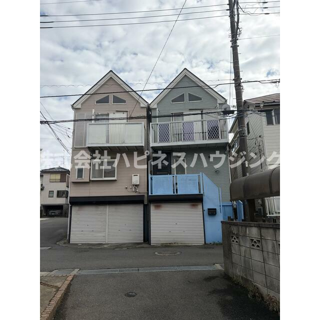 レナーズＢの外観