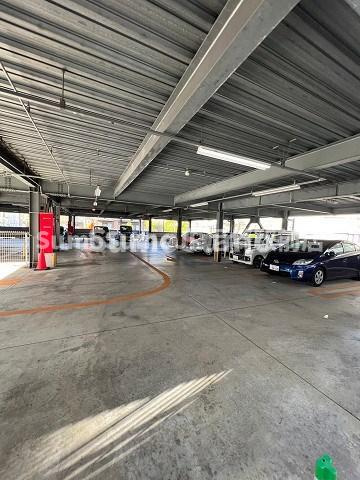URパークタウン西武庫　8号棟の駐車場|駐車場完備です