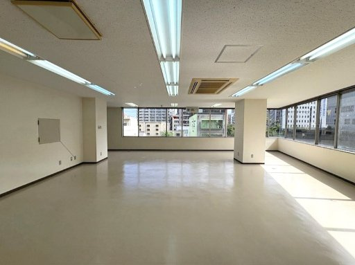 万年橋パークビルの内装