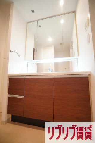 千葉セントラルタワーの洗面所