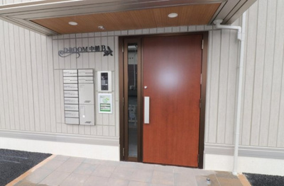 【エントランス】 | D-ROOM中楯A