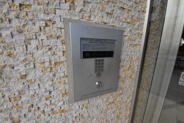 アフルエンス難波