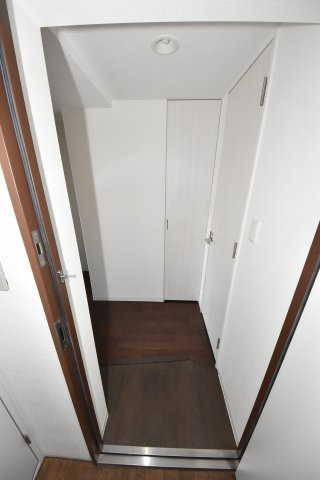 アフルエンス難波の玄関