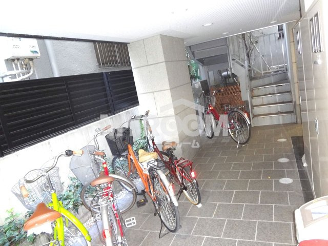 レヤーノ新宿のその他共用部分|駐輪場