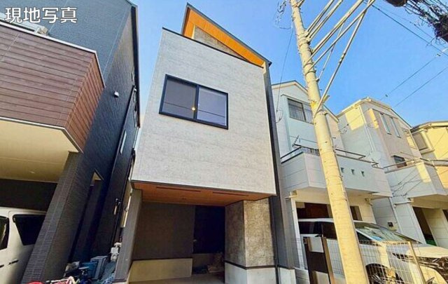 横浜市西区岡野２丁目 新築戸建て【仲介手数料無料】