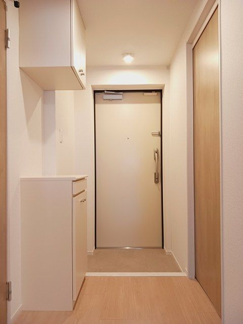 クラルテ目白の玄関