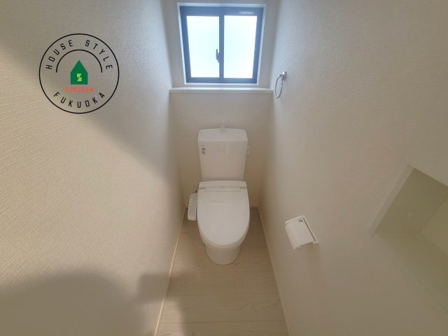 大野城市乙金台1丁目第6-1棟(1号棟)の内観：施工例|温水洗浄便座を完備しております。2ヶ所にトイレがあるのは朝の慌ただしい時間も安心です。