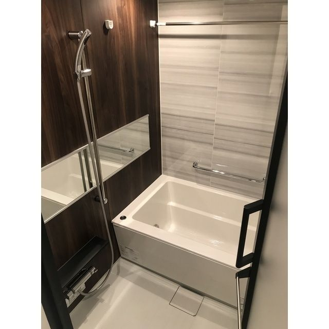 アスール北上野の浴室